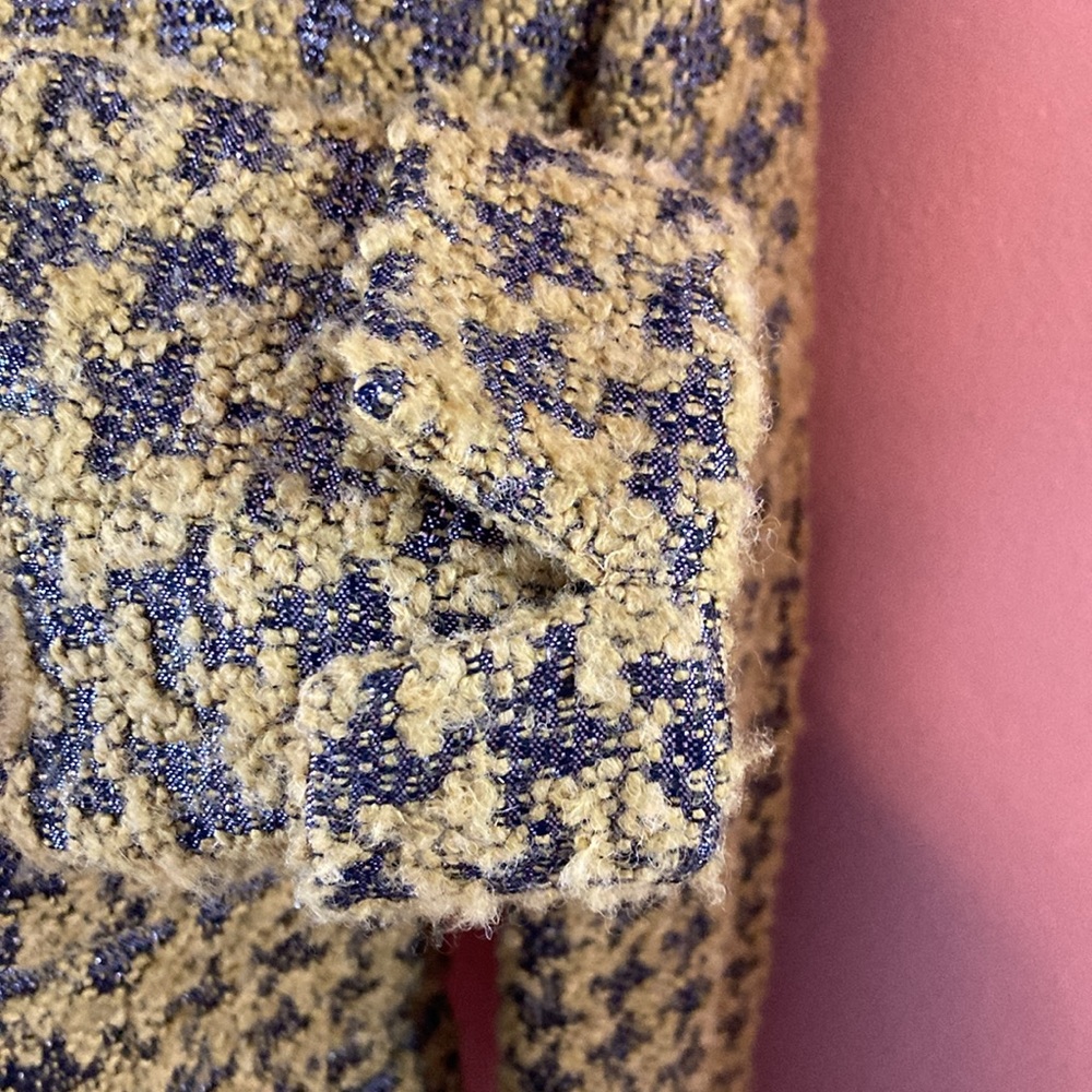 Bold Boucl Patterned Jacket With Covered Buttons - image 6